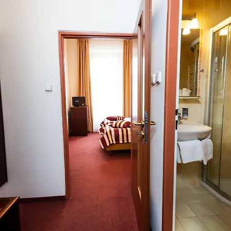 Hotel Petr 3*