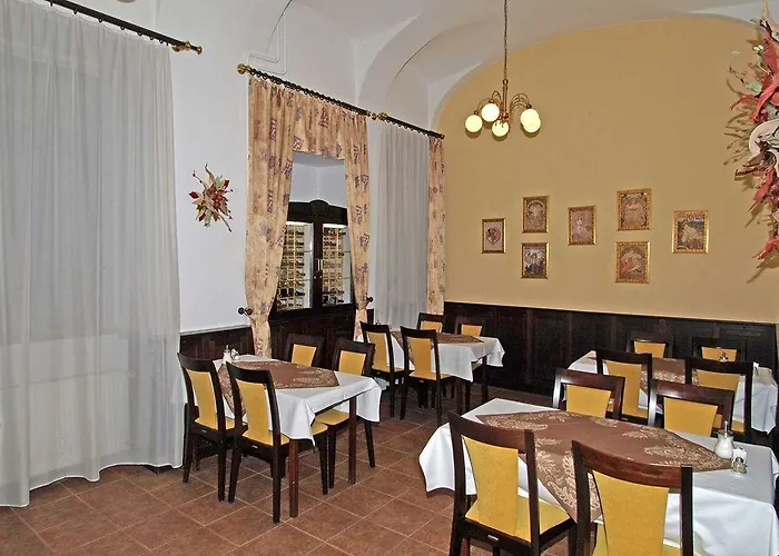 Petr Hotel